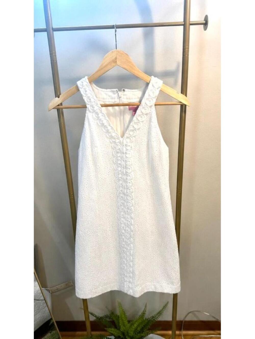 Lilly Pulitzer Lynn White Floral Eyelet Shift Dress size 0